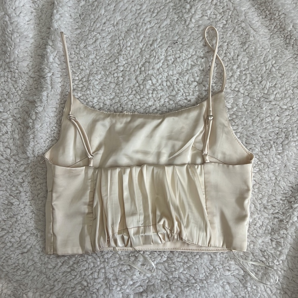 Nasty gal Ruched Top - Picture 3 of 3